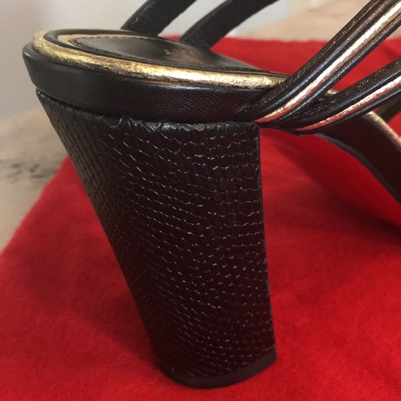 Christian Louboutin Zenobissima Block-Heel Sandal - Picture 11 of 16